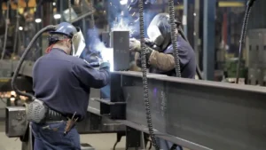 Why Choosing the Right Metal Building Contractor Is Key for Long-Lasting Structures